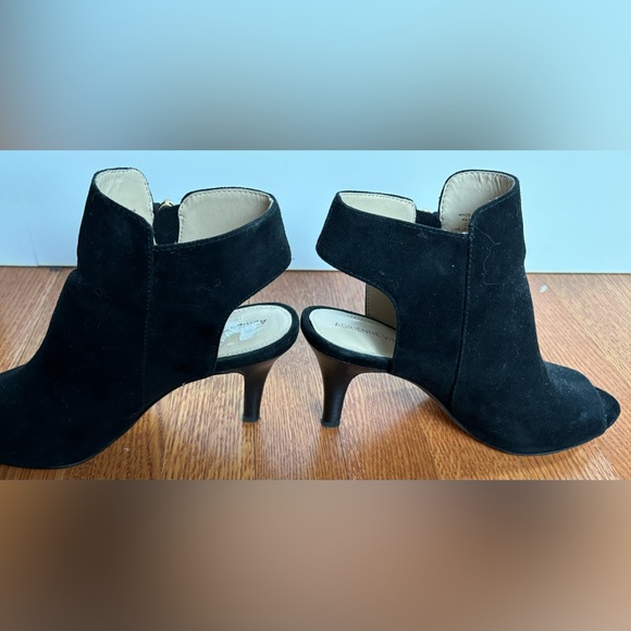Adrienne Vittadini Av-Gallina Black Suede Open Toe Side Zip Bootie 3 in. Heel - Picture 6 of 7